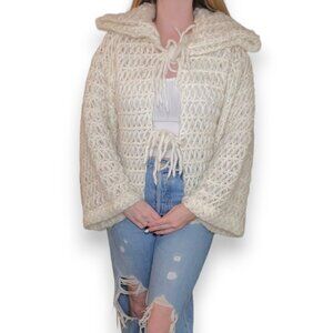 5/$100 SALE -  Vintage Chunky Knit Bell Sleeve Granny Cardigan